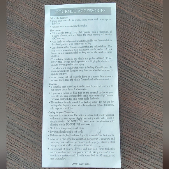 All-Clad tea kettle, stainless steel 2 qt - NEW! - Picture 7 of 8